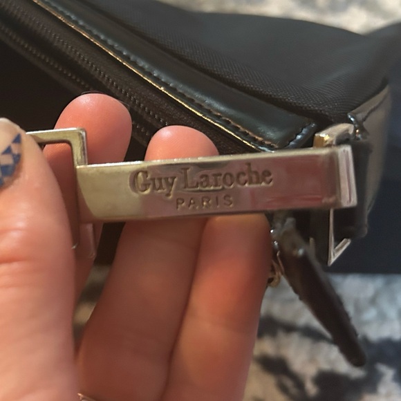 Guy LaRoche Paris Bag - Picture 5 of 10